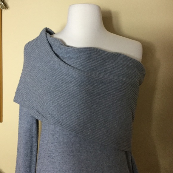 Three  Dots Off-Shoulder Grey Sweater - Picture 4 of 8